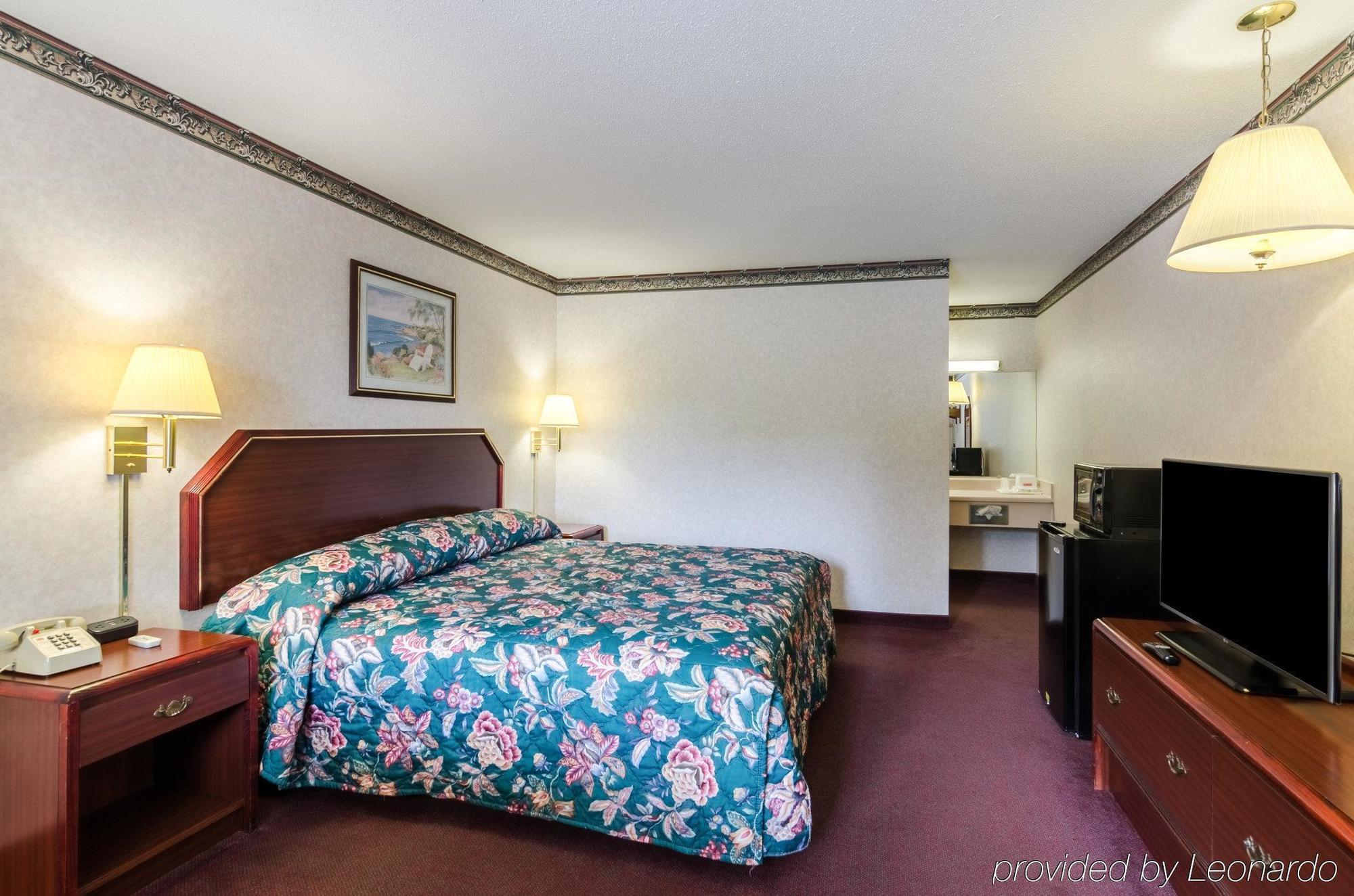 Hotel Economy